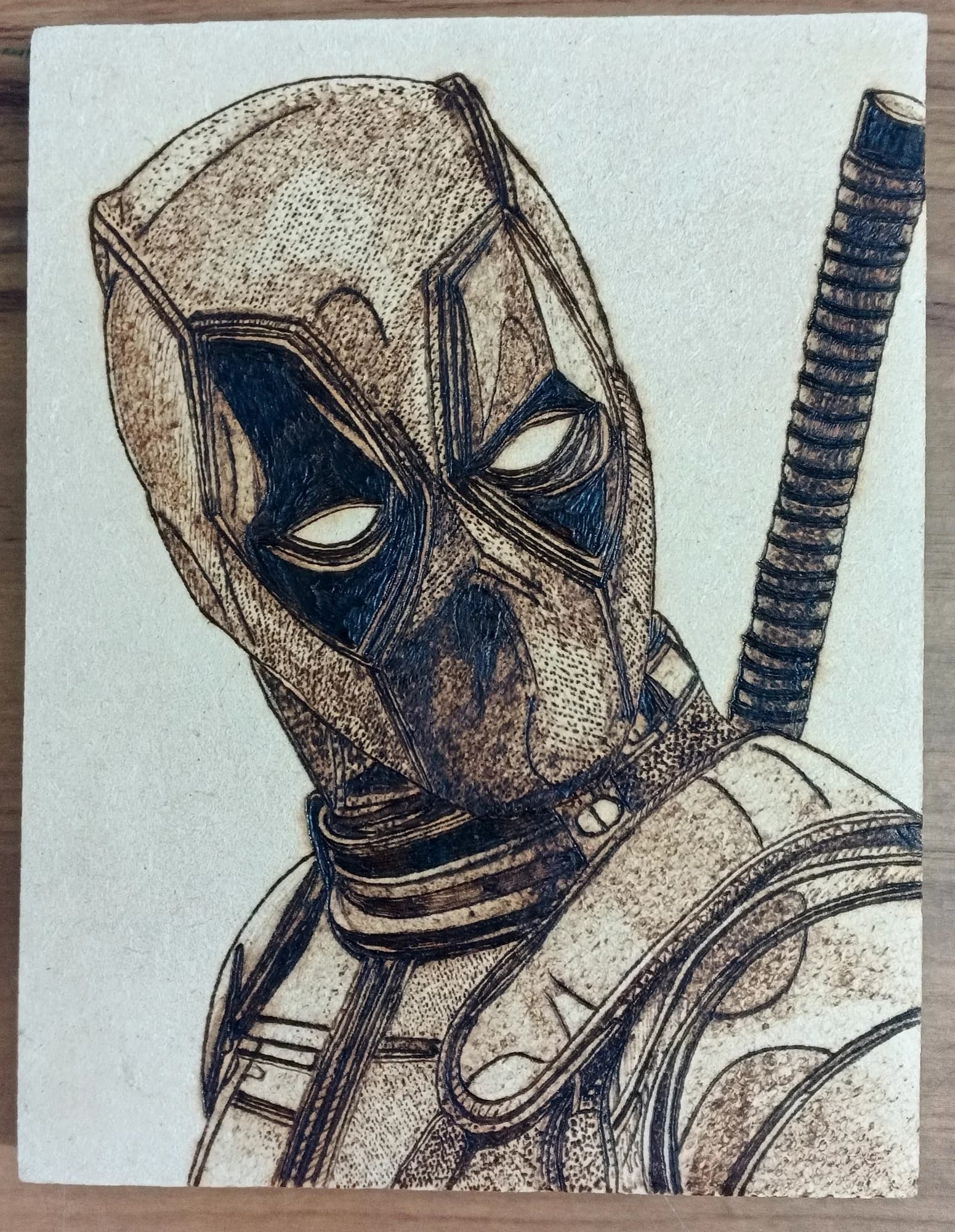 Ironía de Acero: Deadpool al Acecho